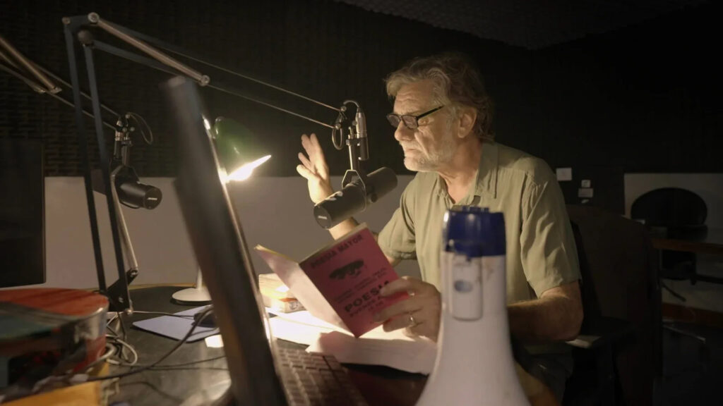 Poesía abierta, rebeldía y libertad