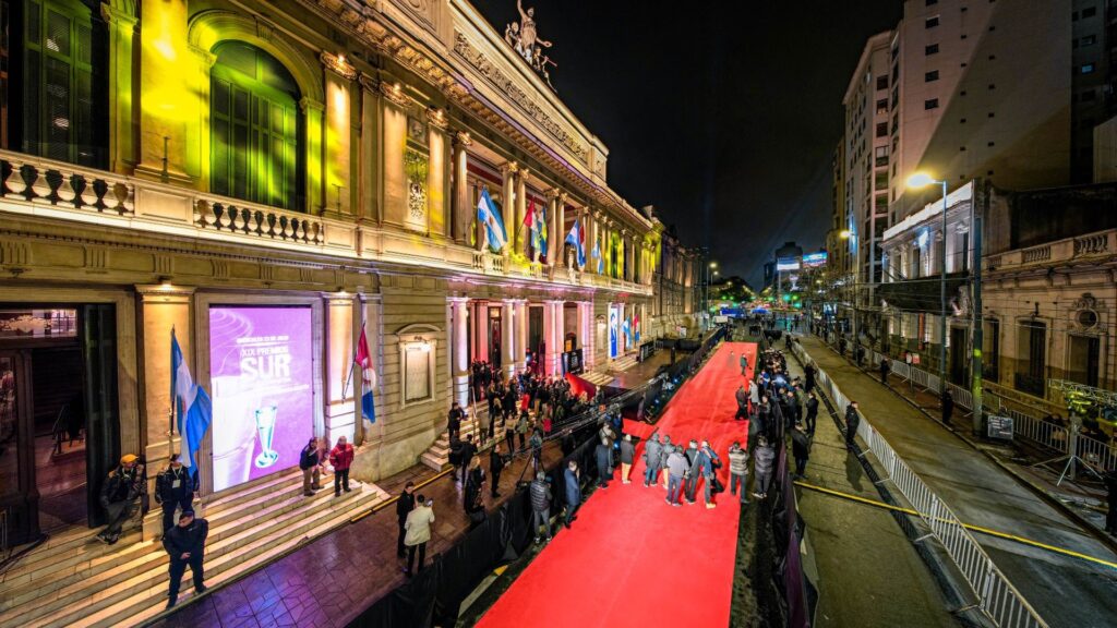 Alfombra Roja premios Sur (Prensa Gobierno)
